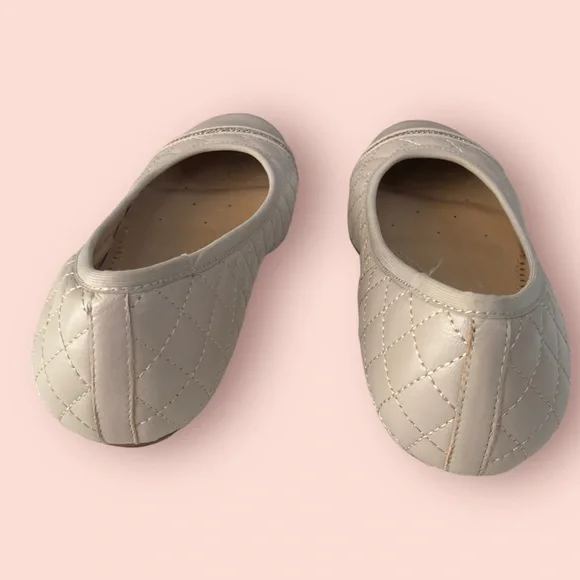 VANELi Flats - Picture 4 of 8